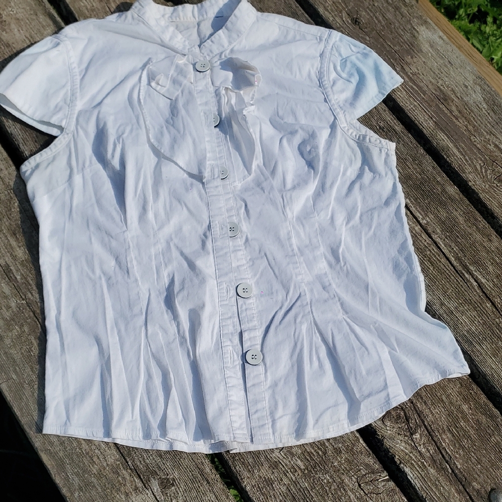 🌻 Vintage White Cotton Blouse